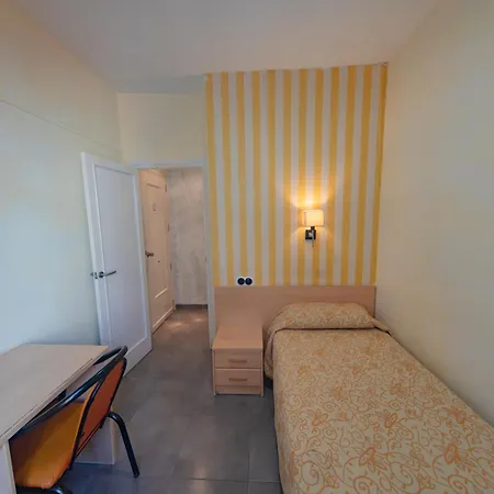 Virginia Guest house 2*