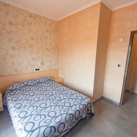 Guest house Virginia 2*